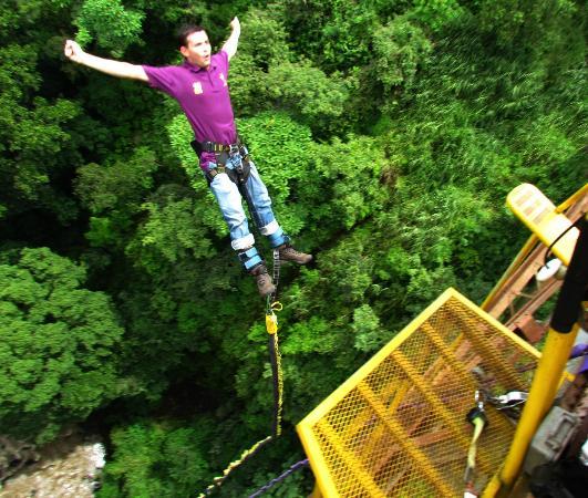 Tropical Bungee in Naranjo