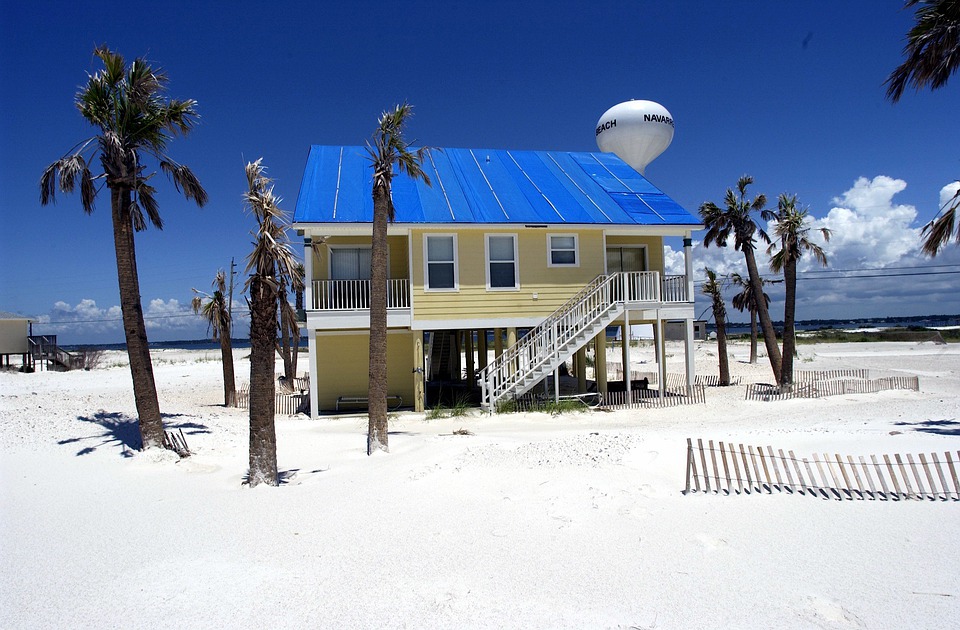 How Far Apart are Pensacola and Destin? - TravelMagma